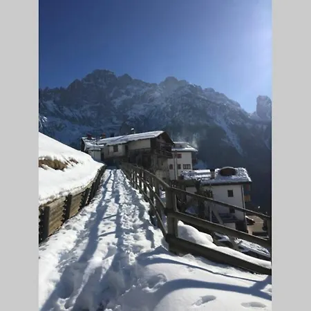 Tabià Vista Lago, Monte Civetta Dolomiti Alleghe