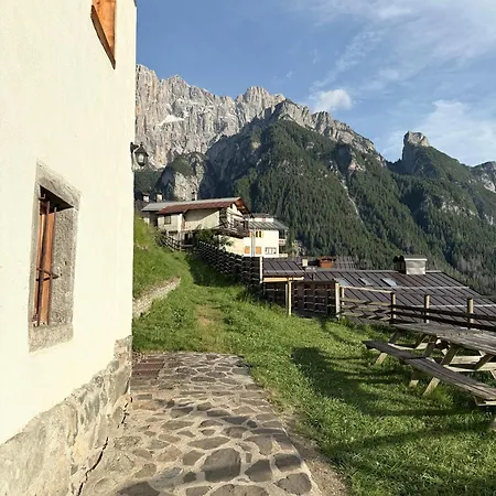 Tabià Vista Lago, Monte Civetta Dolomiti Alleghe